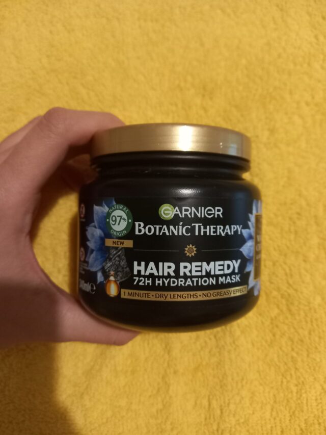 This is How to Boost Your Hair’s Health With GARNIER BOTANIC THERAPY hair remedy 72h hydration mask